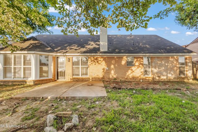 9163 W Triple Crown Loop, Southaven, MS 38671
