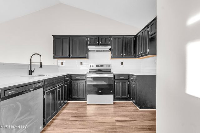 9163 W Triple Crown Loop, Southaven, MS 38671