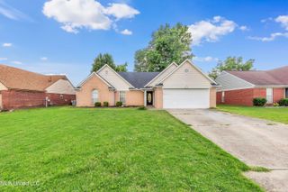 9163 W Triple Crown Loop, Southaven, MS 38671