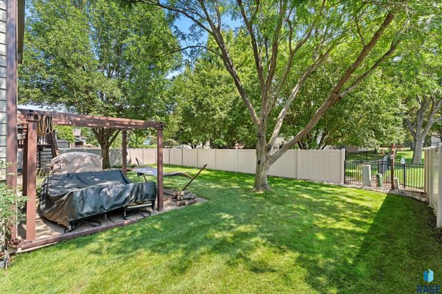 2620 S Rutgers Ave Avenue, Sioux Falls, SD 57106