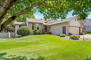 2620 S Rutgers Ave Avenue, Sioux Falls, SD 57106