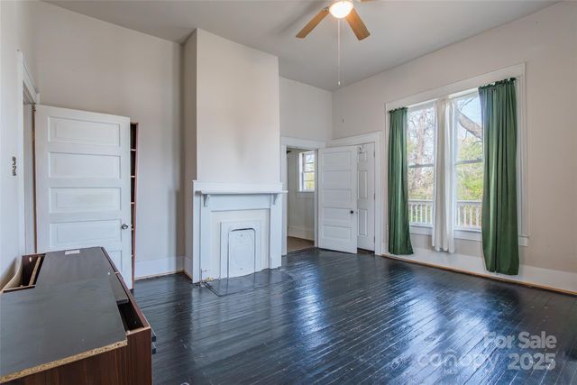 107 Hampton Street, Chester, SC 29706