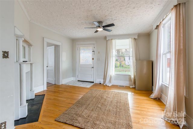 107 Hampton Street, Chester, SC 29706