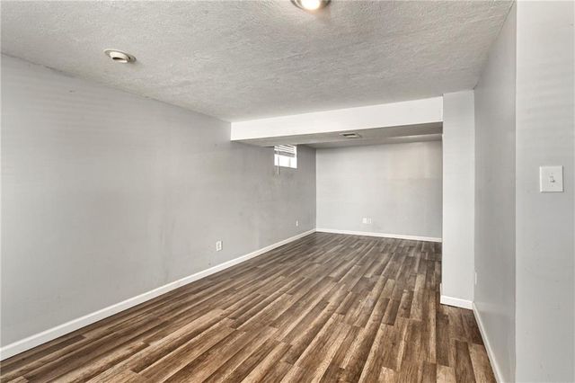 1103 NE Columbus Street, Lee's Summit, MO 64086