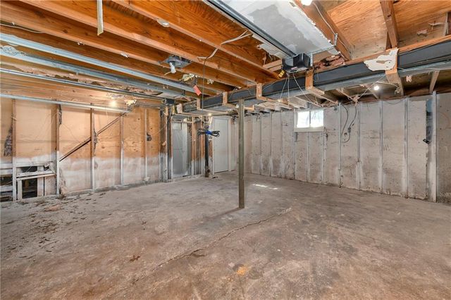 1103 NE Columbus Street, Lee's Summit, MO 64086