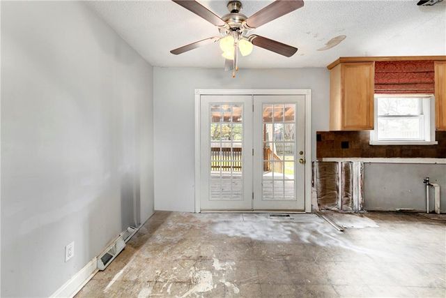 1103 NE Columbus Street, Lee's Summit, MO 64086