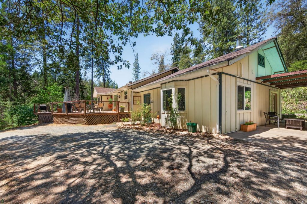5131 Hackomiller Rd, Garden Valley, CA 95633
