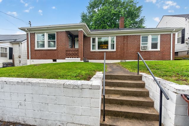 114 Estill Street, Mt Sterling, KY 40353