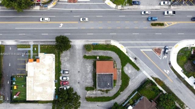 14100 W Dixie Highway, North Miami, FL 33161