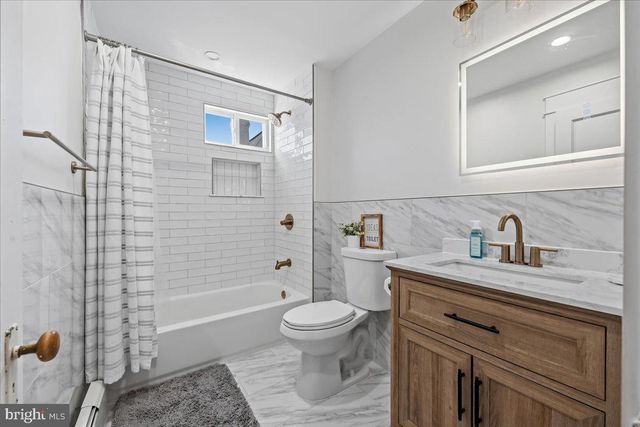 4260 HOUGHTON ST, Philadelphia, PA 19128