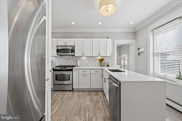 4260 HOUGHTON ST, Philadelphia, PA 19128