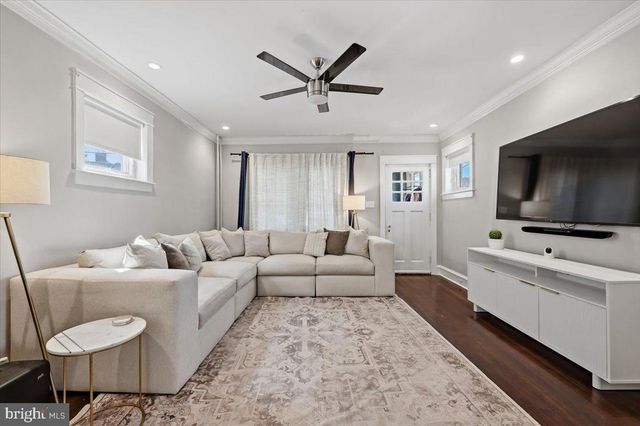 4260 HOUGHTON ST, Philadelphia, PA 19128