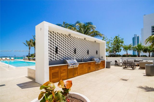 2900 NE 7th Ave 504, Miami, FL 33137
