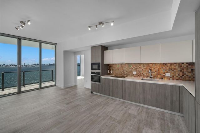 2900 NE 7th Ave 504, Miami, FL 33137