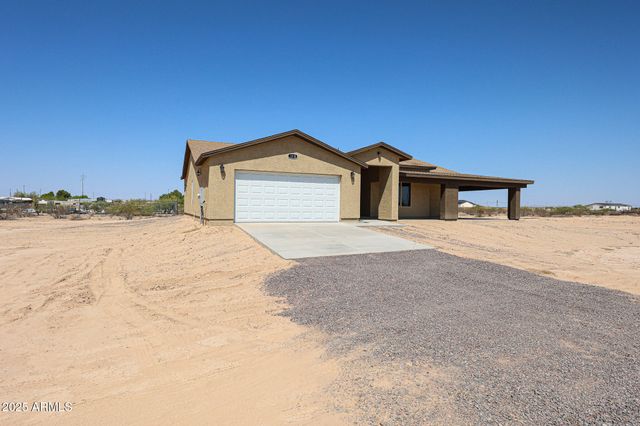 8230 S 351ST Lane, Tonopah, AZ 85354