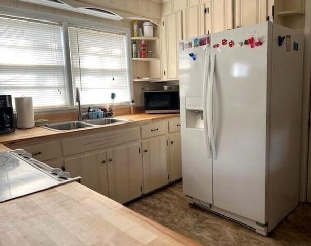 40 Bignon Street, Barnwell, SC 29812