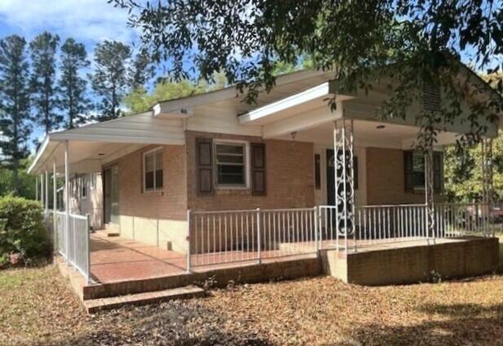 40 Bignon Street, Barnwell, SC 29812