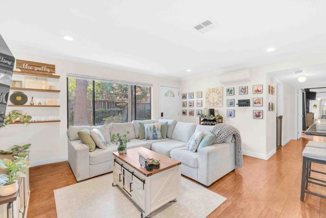 5009 Grey Feather Circle, San Jose, CA 95136