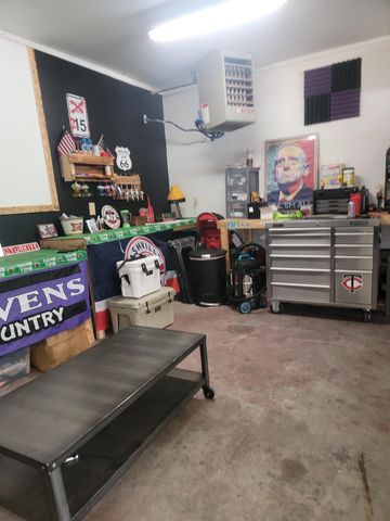 2142 Cass Avenue, Bay City, MI 48708