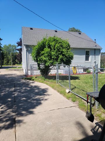 2142 Cass Avenue, Bay City, MI 48708