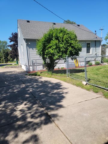 2142 Cass Avenue, Bay City, MI 48708