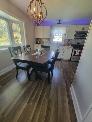 2142 Cass Avenue, Bay City, MI 48708