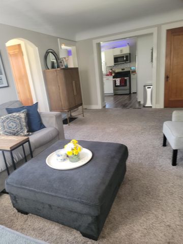 2142 Cass Avenue, Bay City, MI 48708