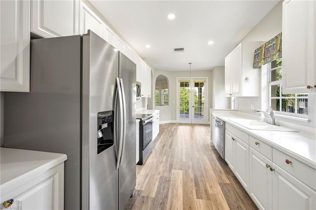 13921 Avon Park CIR 204, Fort Myers, FL 33912