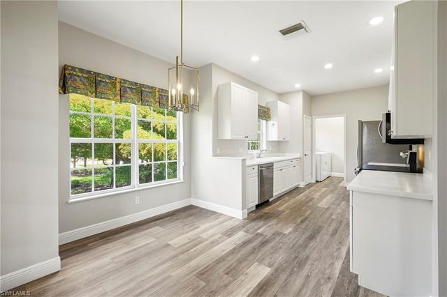 13921 Avon Park CIR 204, Fort Myers, FL 33912