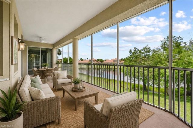 13921 Avon Park CIR 204, Fort Myers, FL 33912