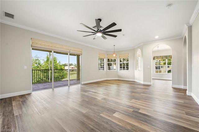 13921 Avon Park CIR 204, Fort Myers, FL 33912