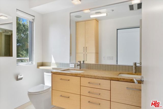 2301 10th Street 3, Santa Monica, CA 90405