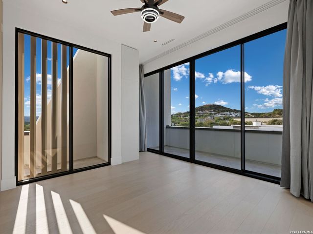 59 Via Aragon, San Antonio, TX 78257