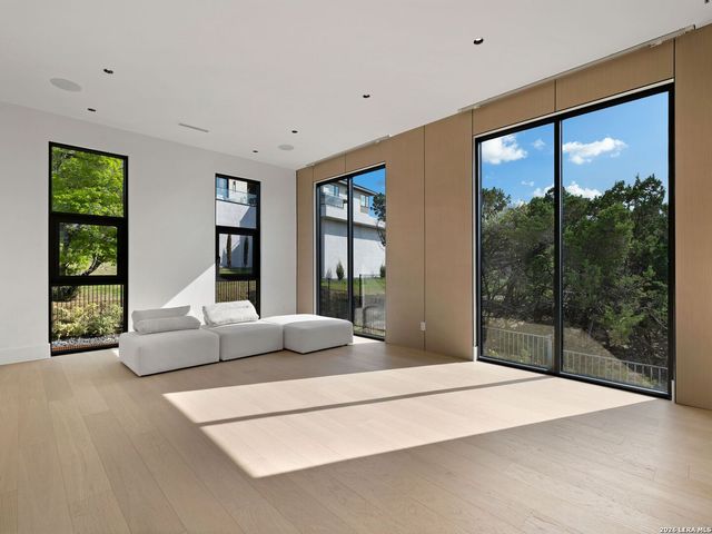 59 Via Aragon, San Antonio, TX 78257