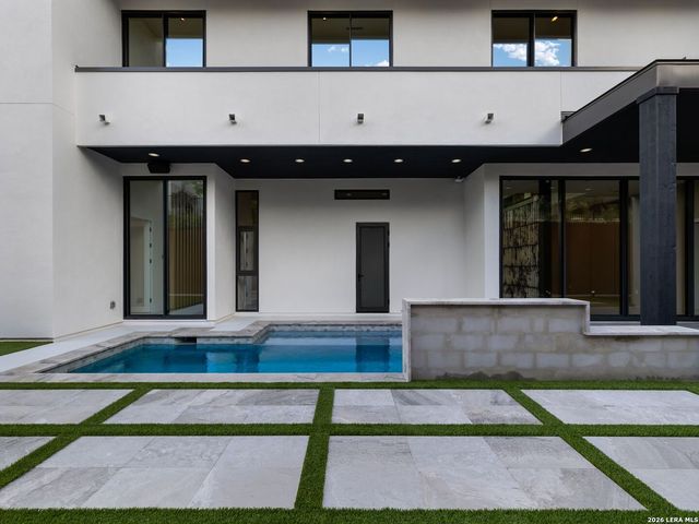 59 Via Aragon, San Antonio, TX 78257
