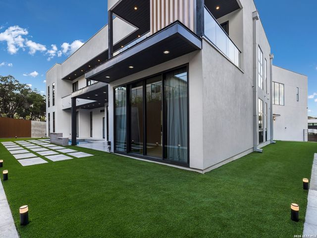 59 Via Aragon, San Antonio, TX 78257