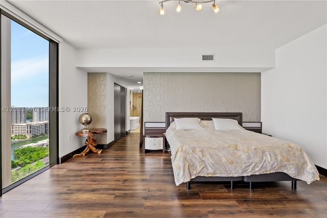 16275 Collins Ave 2101, Sunny Isles Beach, FL 33160
