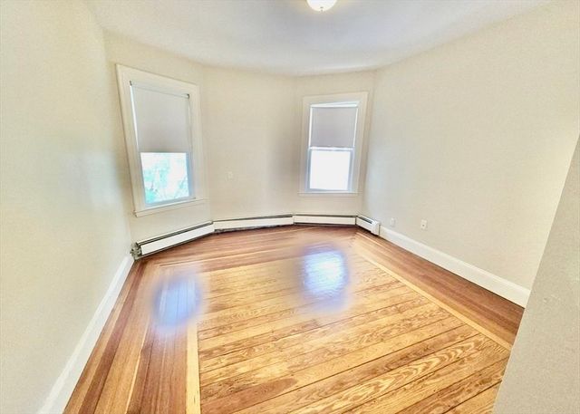 42 Grampian Way 3, Boston, MA 02125