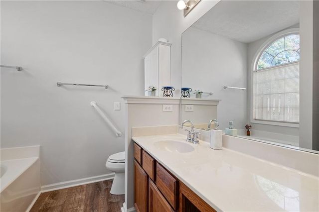 116 Weatherstone Drive, Woodstock, GA 30188