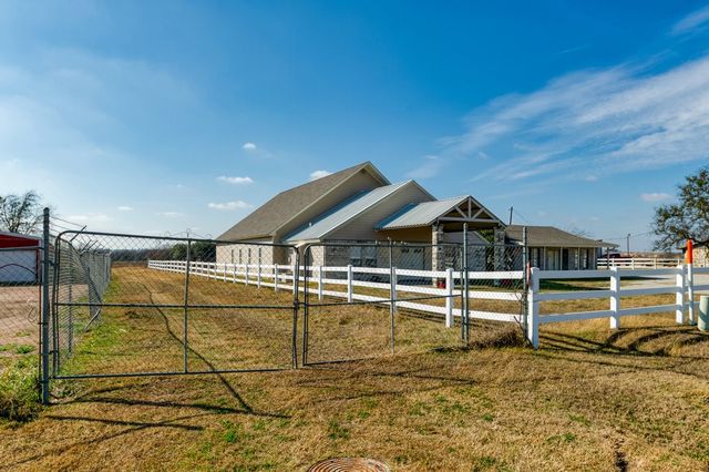 8829 N Highway 171, Godley, TX 76044