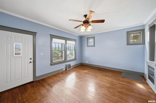 1619 NE GLENDALE Avenue, Peoria, IL 61603