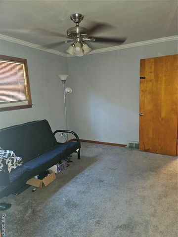 20296 Damman Street, Harper Woods, MI 48225