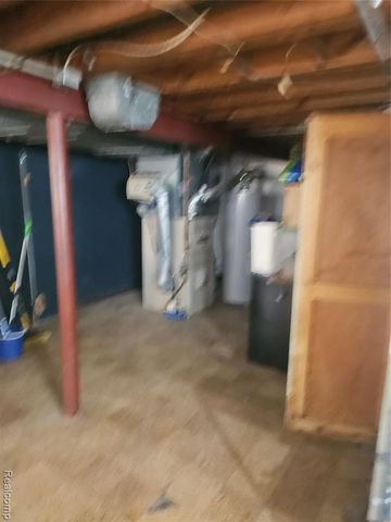 20296 Damman Street, Harper Woods, MI 48225
