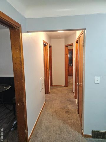 20296 Damman Street, Harper Woods, MI 48225