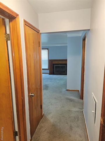 20296 Damman Street, Harper Woods, MI 48225
