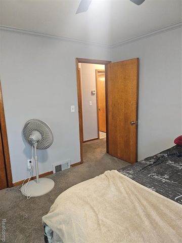 20296 Damman Street, Harper Woods, MI 48225