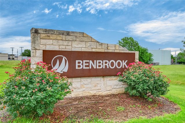 738 Sterling Drive, Benbrook, TX 76126