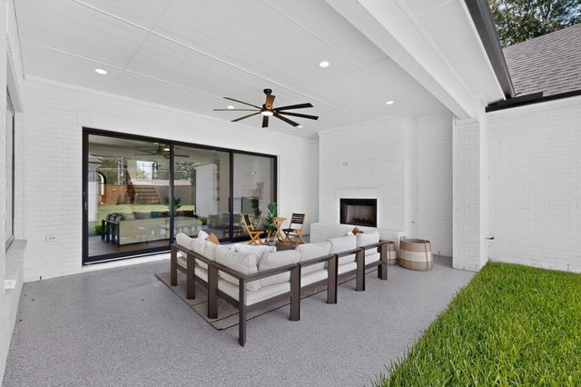 513 Lawnmeadow Drive, Richardson, TX 75080