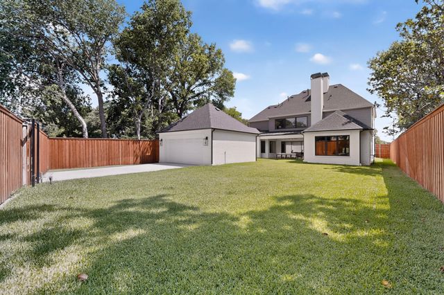 513 Lawnmeadow Drive, Richardson, TX 75080