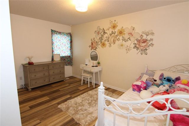 23305 S Hickory Court, Spring Hill, KS 66083